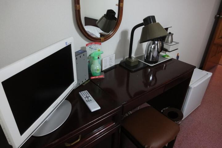Room 13 of 39