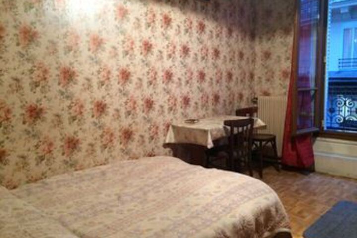 Room 14 of 28