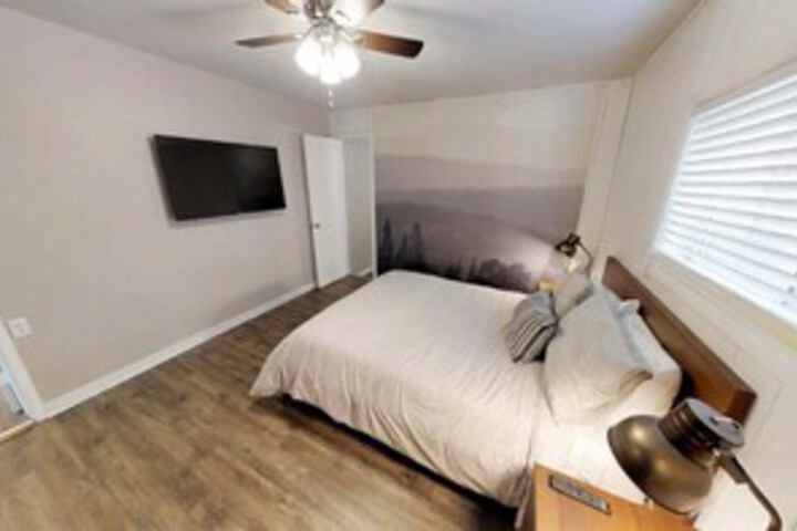 Room 20 of 36