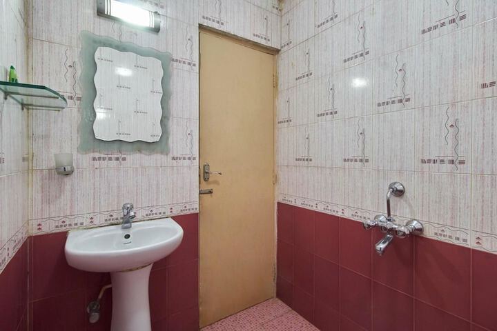 Room 7 of 14