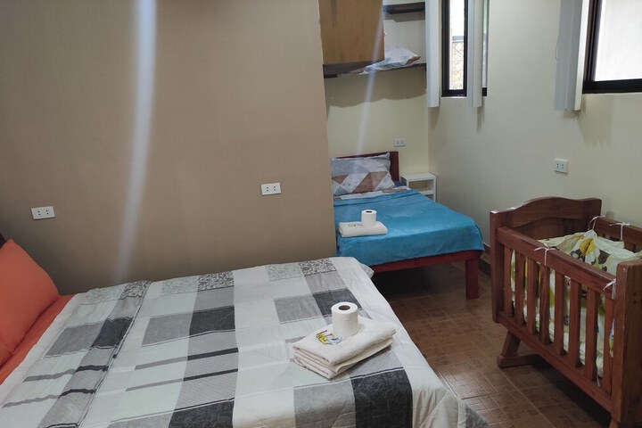 Room 26 of 126