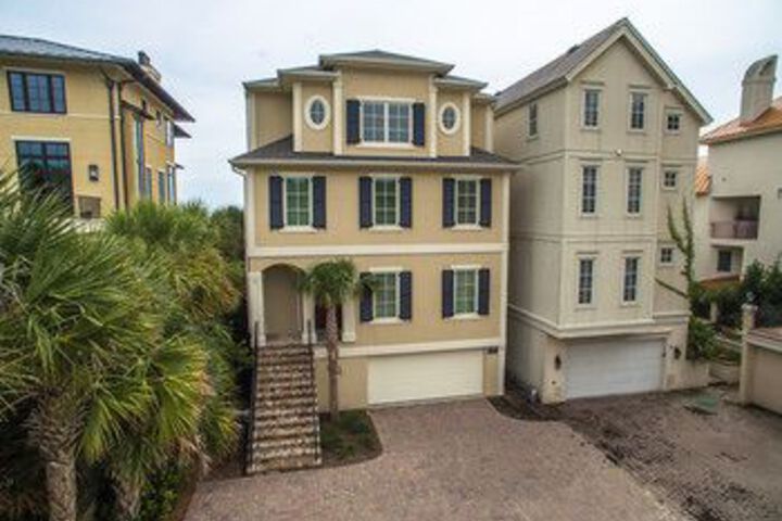 Photo of 21 Horvaths Peninsula Oceanfront 6 Br home by RedAwning