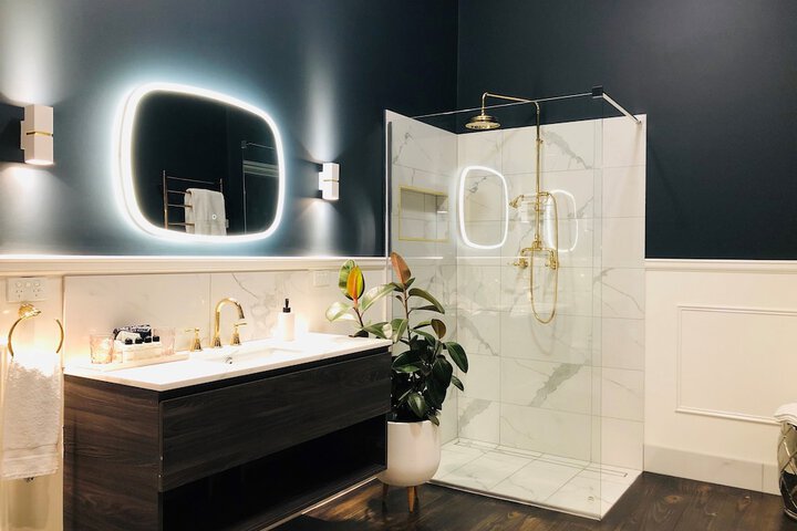 Clean Restrooms