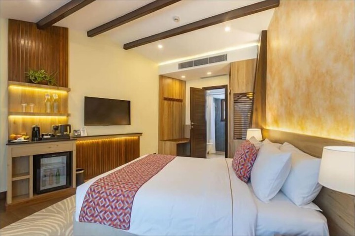 Room 6 of 54