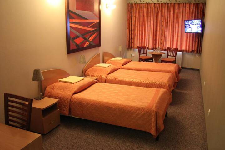 Room 30 of 62