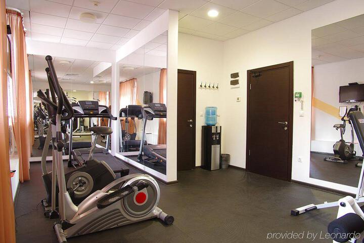 Health and Fitness 4 of 5