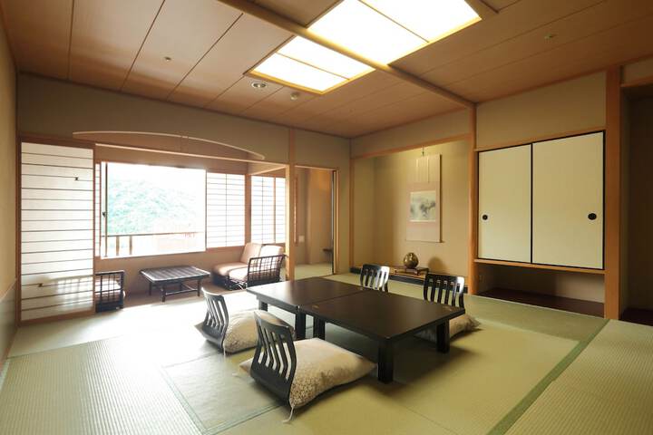 Room 7 of 58