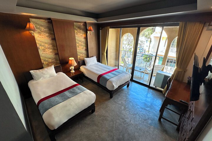 Room 21 of 86