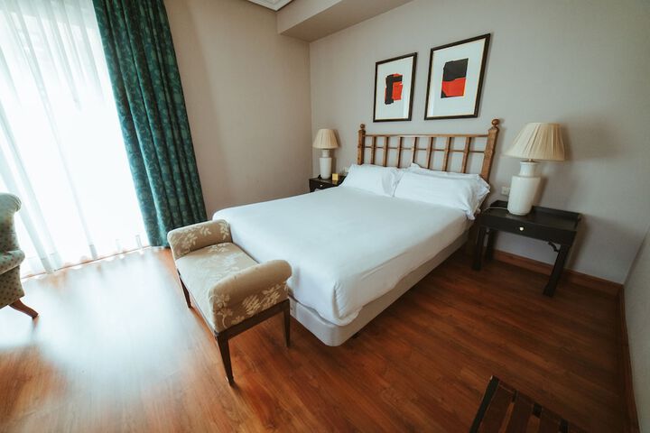Room 12 of 105