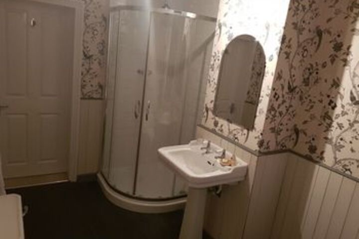 Room 2 of 13