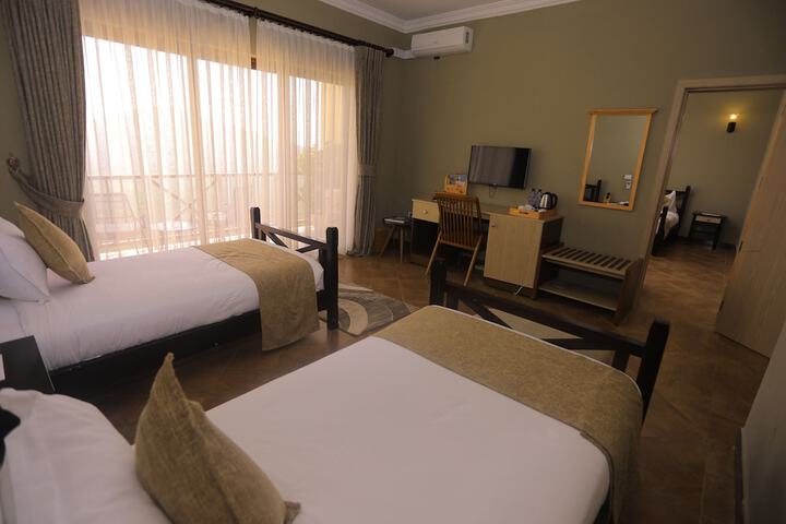 Room 38 of 120