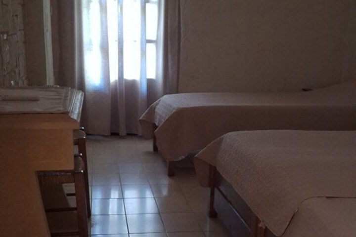 Room 14 of 49