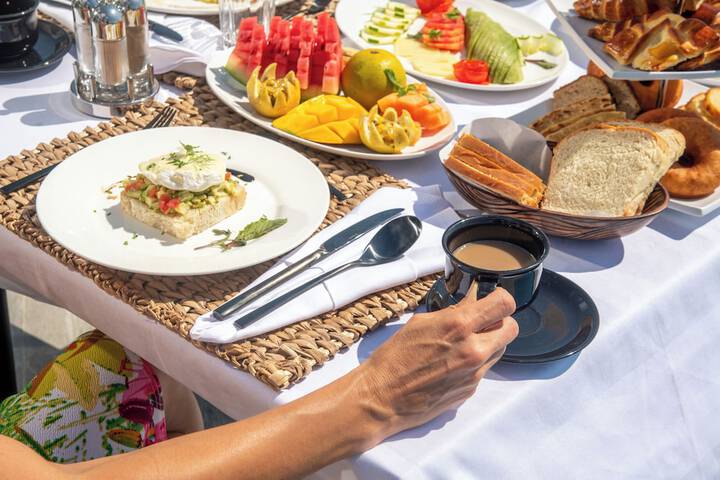 Breakfast/Coffee Service 45 of 60