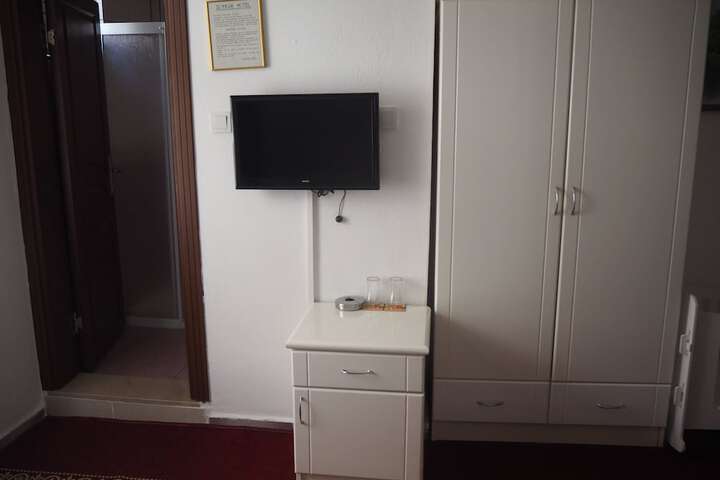 Room 7 of 53