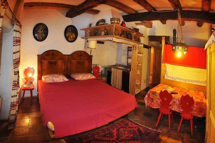 Room 3 of 55