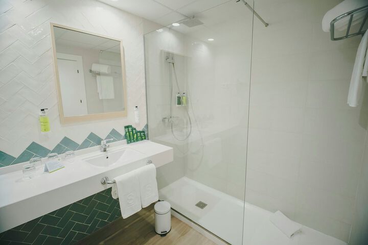 Bathroom Interior Photo