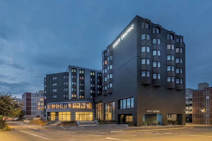 Hotel 99 of 100