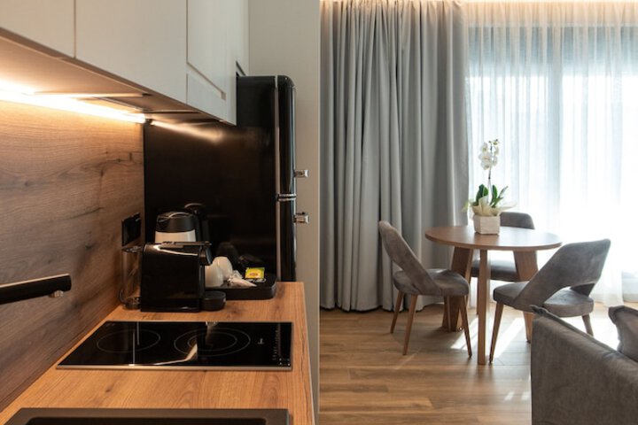 Room 93 of 155