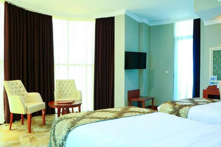 Room 17 of 35