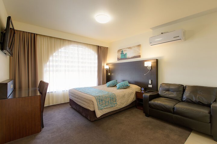 Room 5 of 56