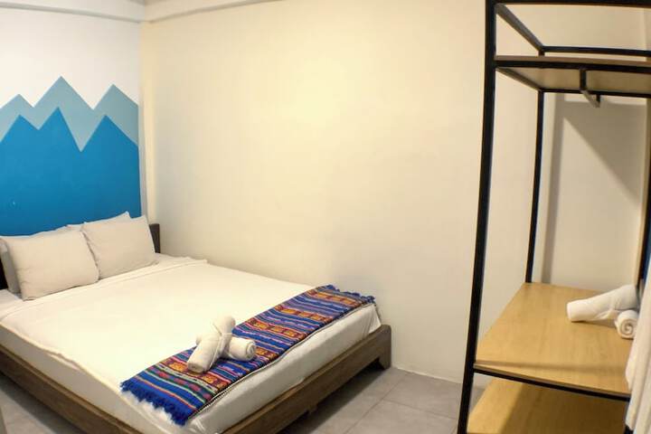 Room 15 of 53