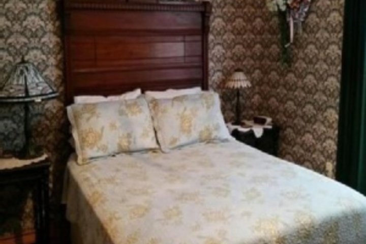Room 57 of 192