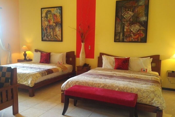 Room 5 of 103