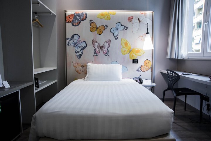 Room 15 of 55