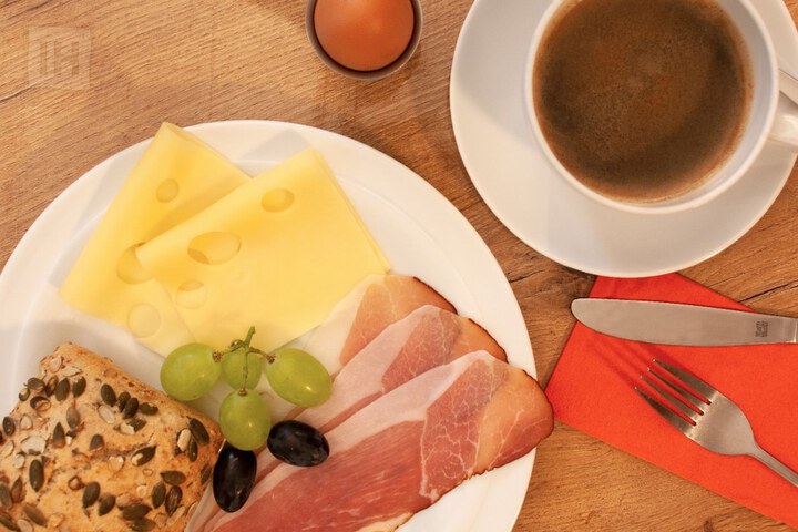 Breakfast/Coffee Service 35 of 36