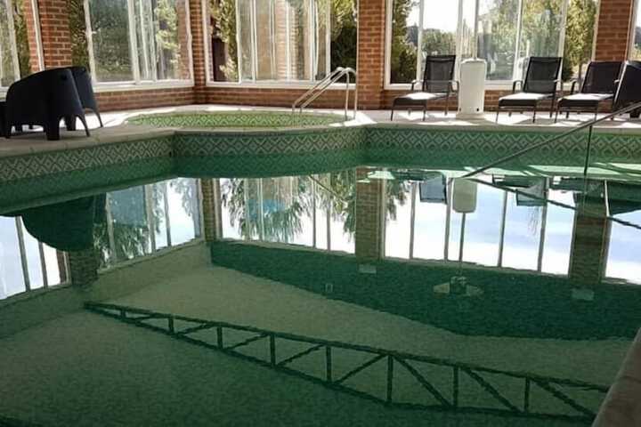 Pool 9 of 30