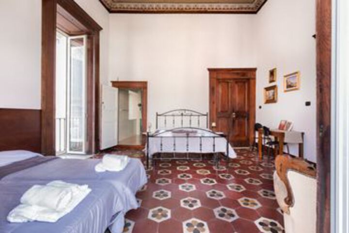 Room 49 of 72