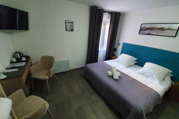 Room 15 of 38