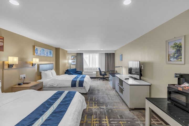 Room 21 of 40
