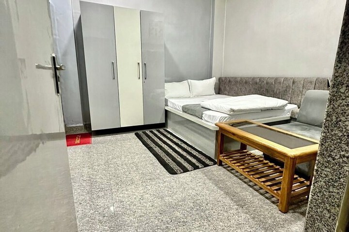 Room 21 of 59