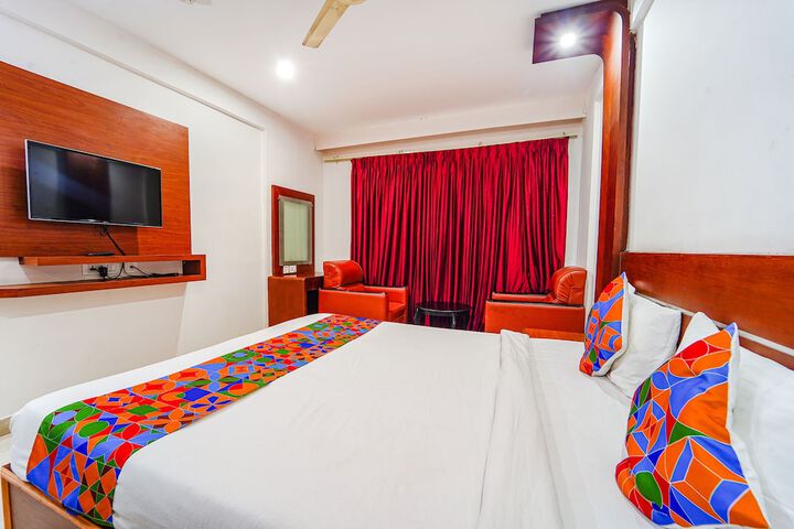 Room 27 of 37