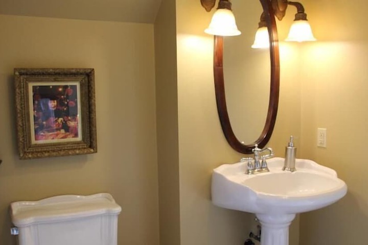 Room 30 of 51