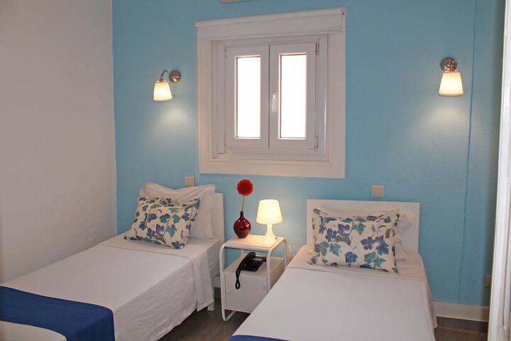 Room 14 of 74