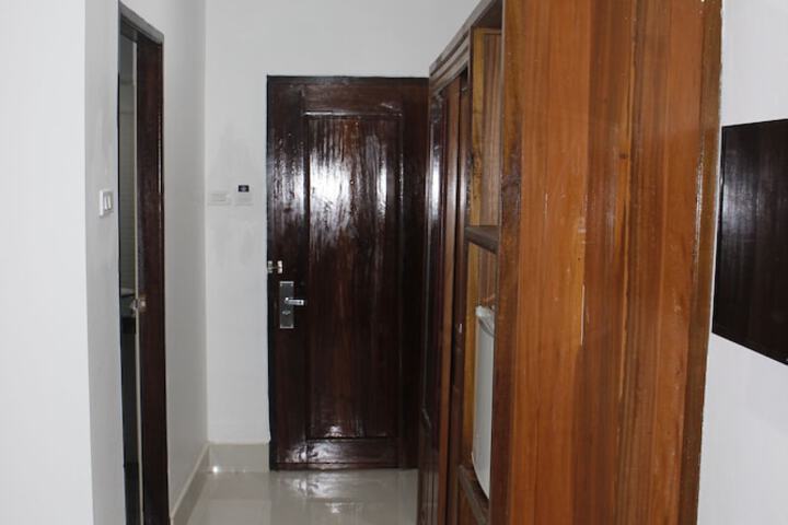 Room 7 of 34