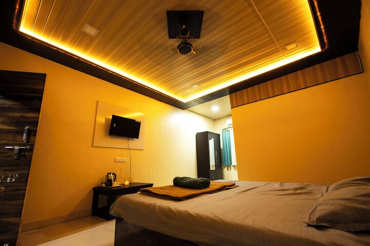 Room 19 of 49