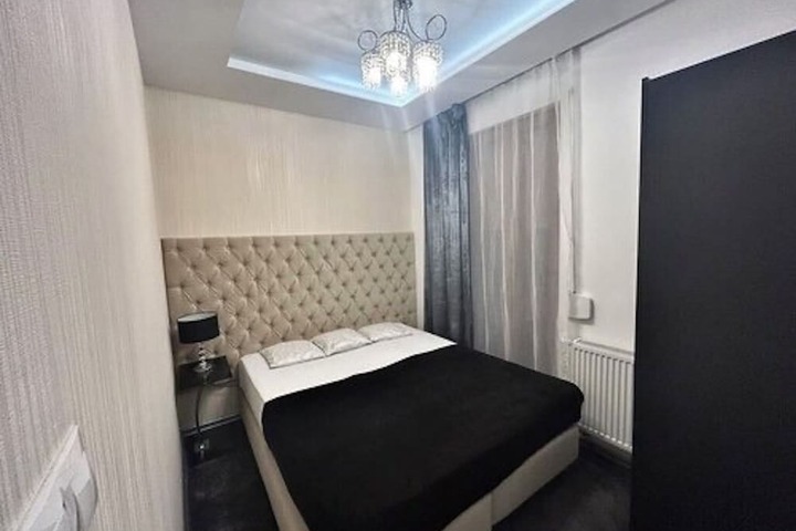 Room 32 of 145