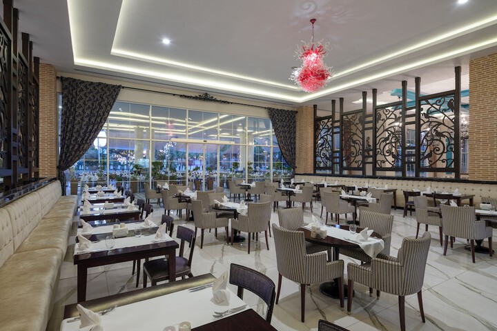 Dining 163 of 226