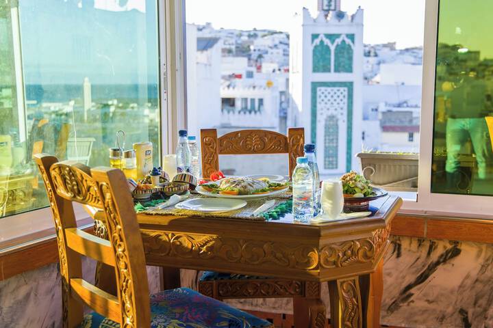Dining 50 of 76
