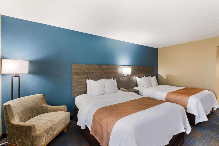 Double Bed Accessible (17 of 17)