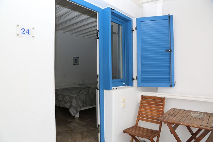 Room 15 of 187