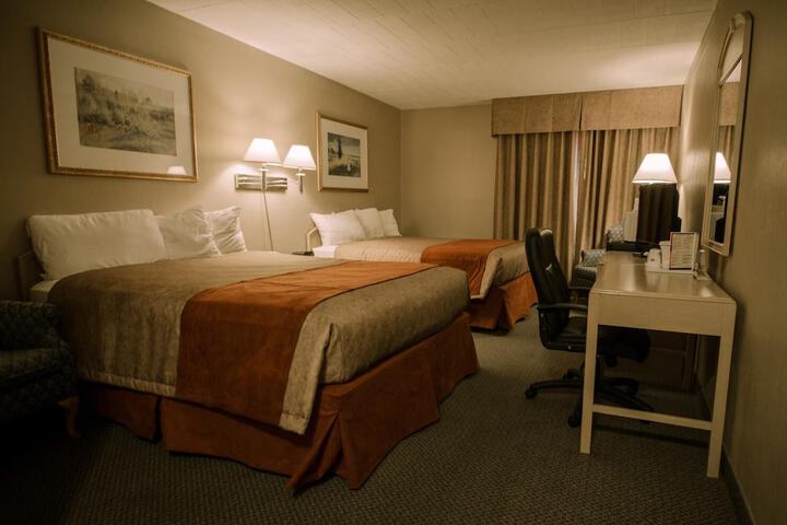 Room 10 of 15