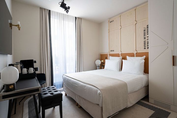Room 38 of 133