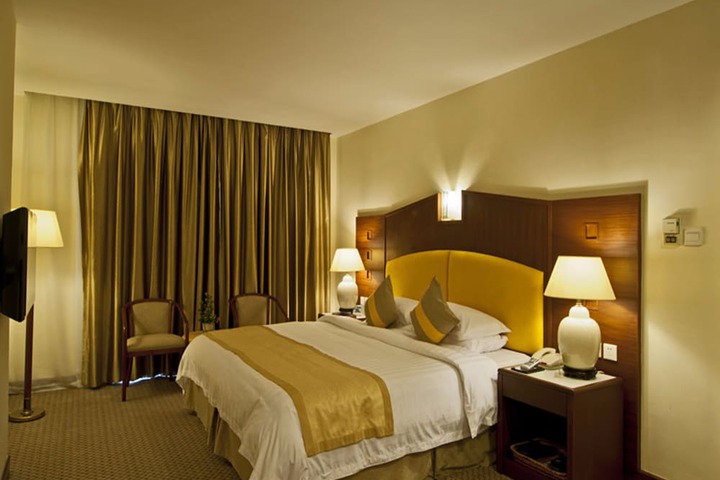 Room 14 of 45