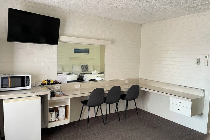 Room 21 of 52