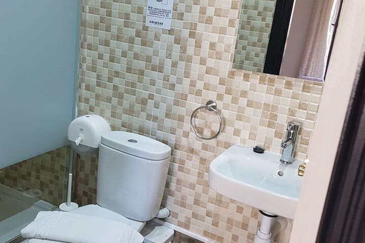 Room 7 of 47