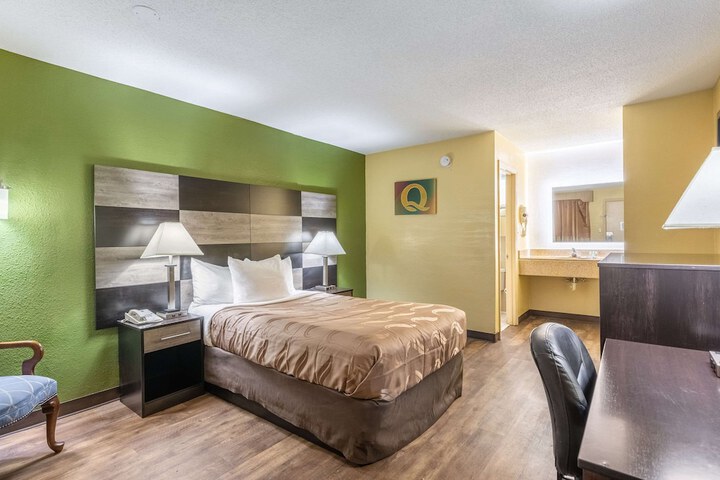 1 Double Bed (11 of 12)